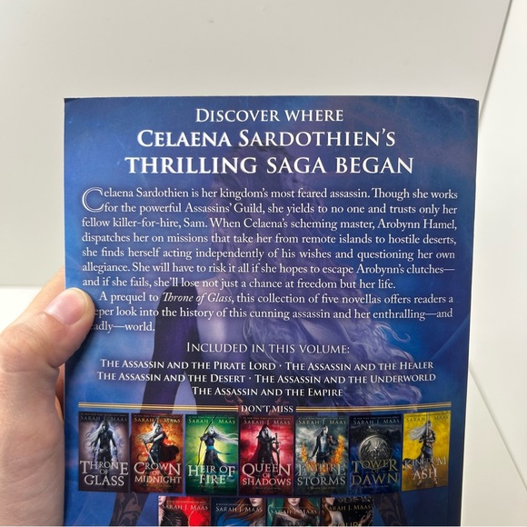 The Assassin's Blade Book by Sarah J. Maas Throne of Glass - Picture 8 of 13